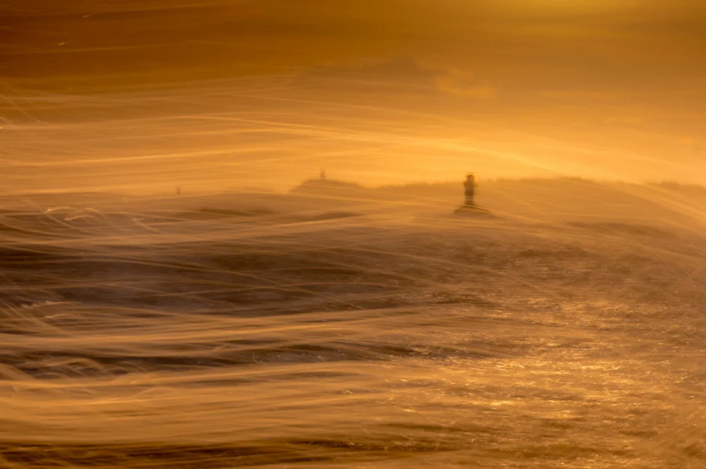 Bouhuijzen, Ina: Faro al tramonto