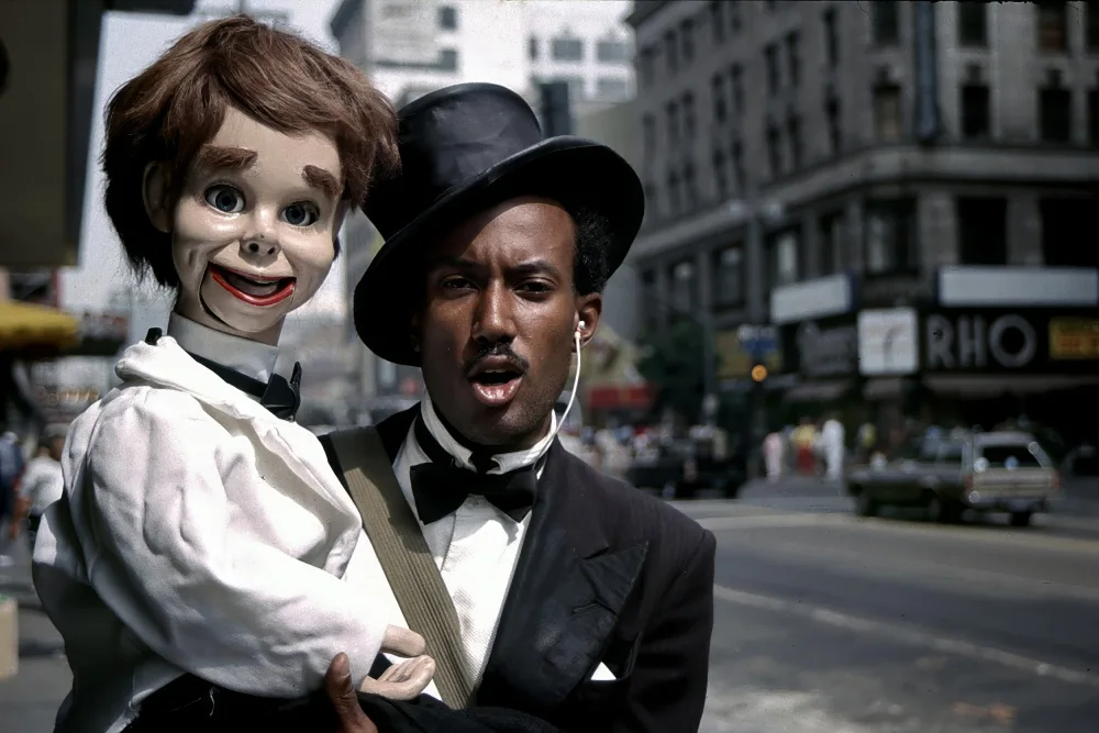 Langerak, Henk: Ventriloquist