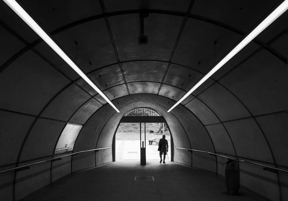 Urrutia, Adolfo: Bilbao subway exit