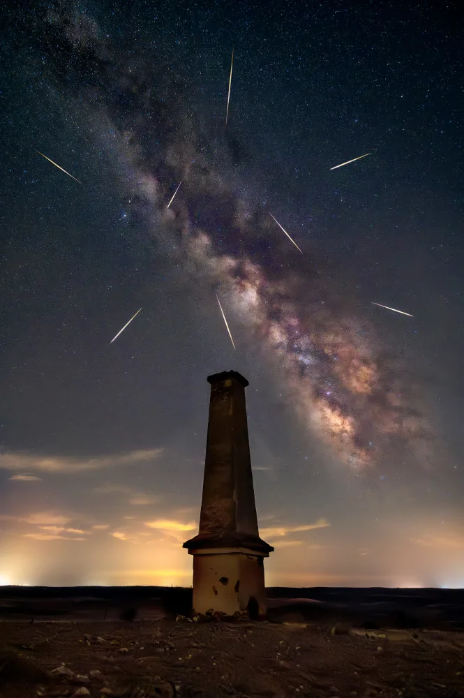 Seco, Luis Juan: La danza de las Perseidas...