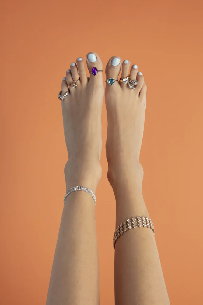 Ramiro, Julia: Pieds fantaisie