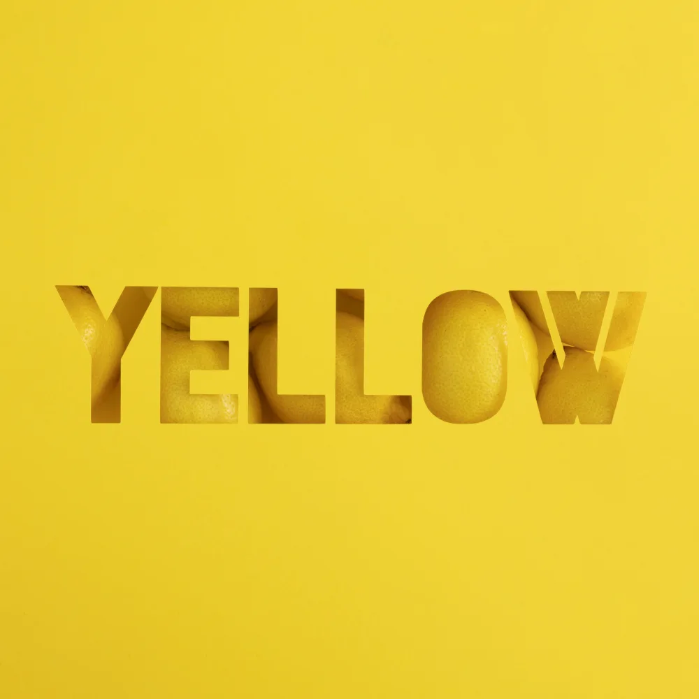 Ramiro, Julia: Giallo