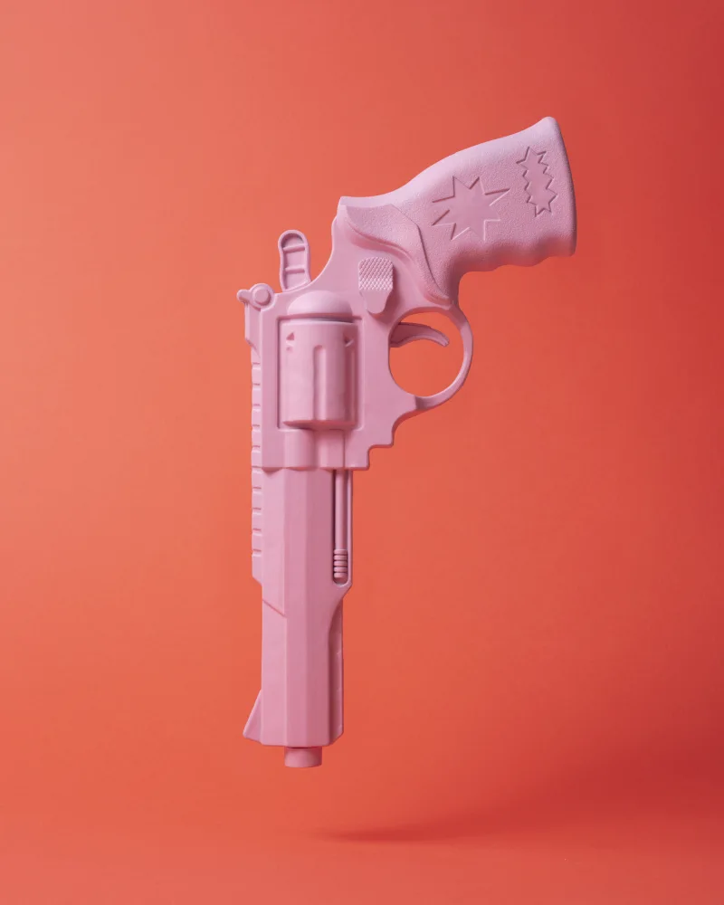 Ramiro, Julia: Pinkgun