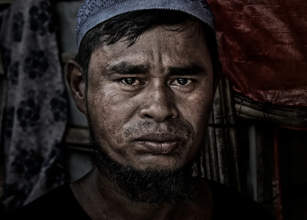 Garmendia, Inazio Joxe: Rohingya refugee man.