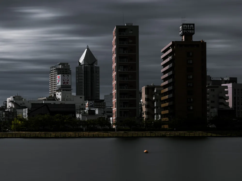 Tamura, Kenta: River side