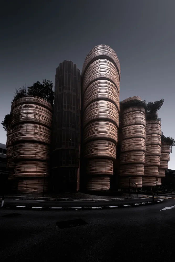 T, Amatou: architecture II