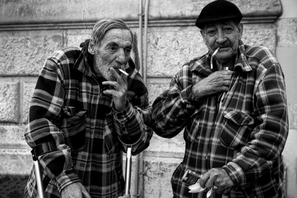 Alves, Fernando: After all, you always smoke...