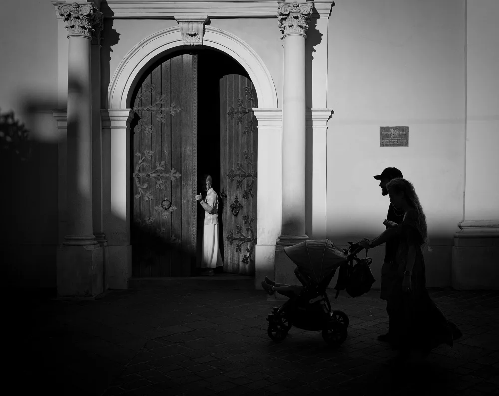 AFIAP, Uhrin Milan: On a walk
