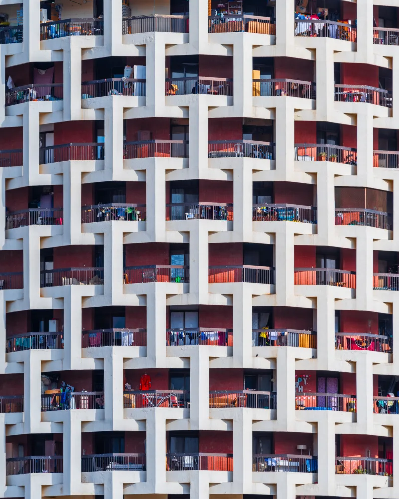 Al, Hasan Mohammed: The interlocking cubes