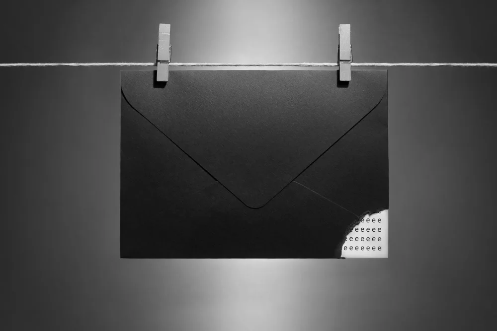 Glinka, Victoria: The email