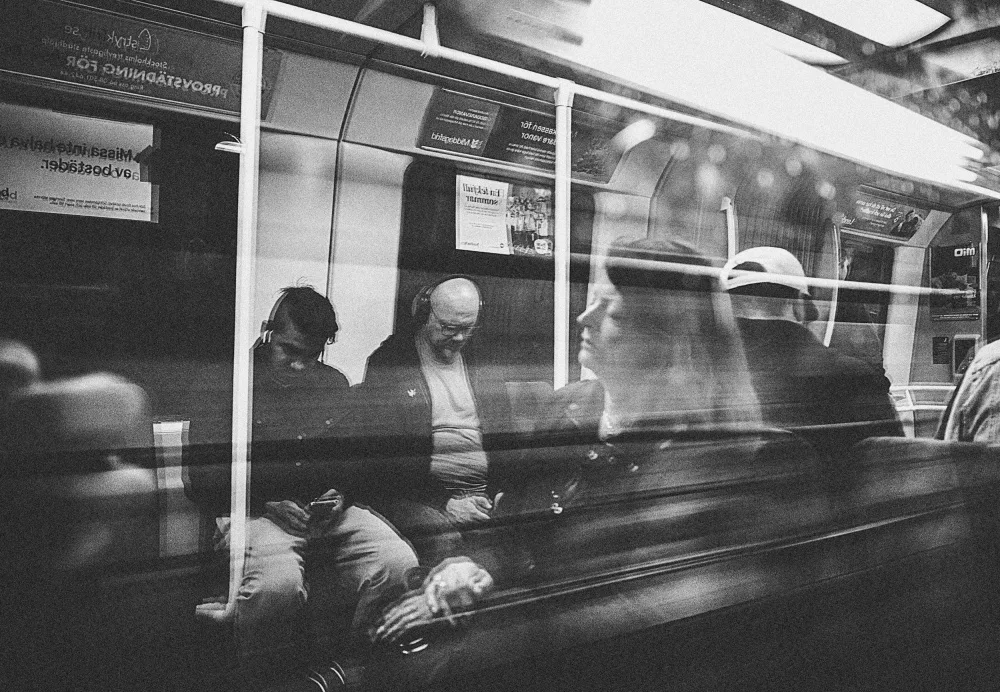 Ogazzi, Alex: The Subway