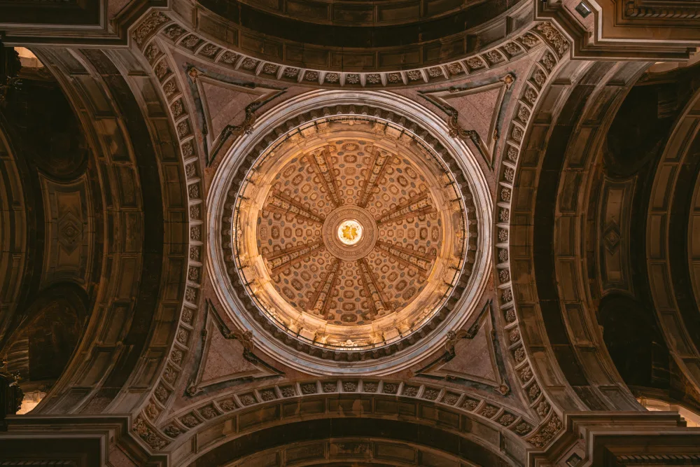 Oliveira, Abilio: Cupola of the basilica.
