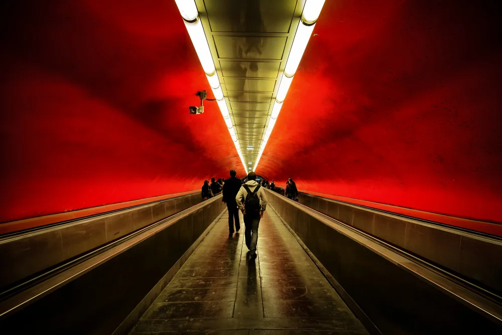 Bashlian, Raffi: Paris Metro (Subway)