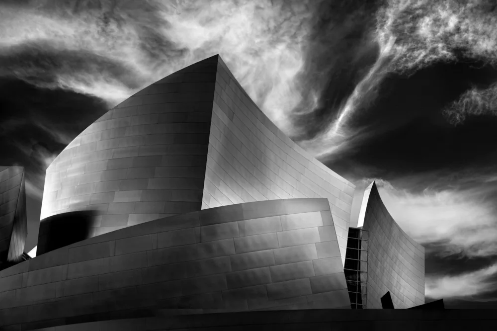 Kapuschinsky: Bold Elegance
