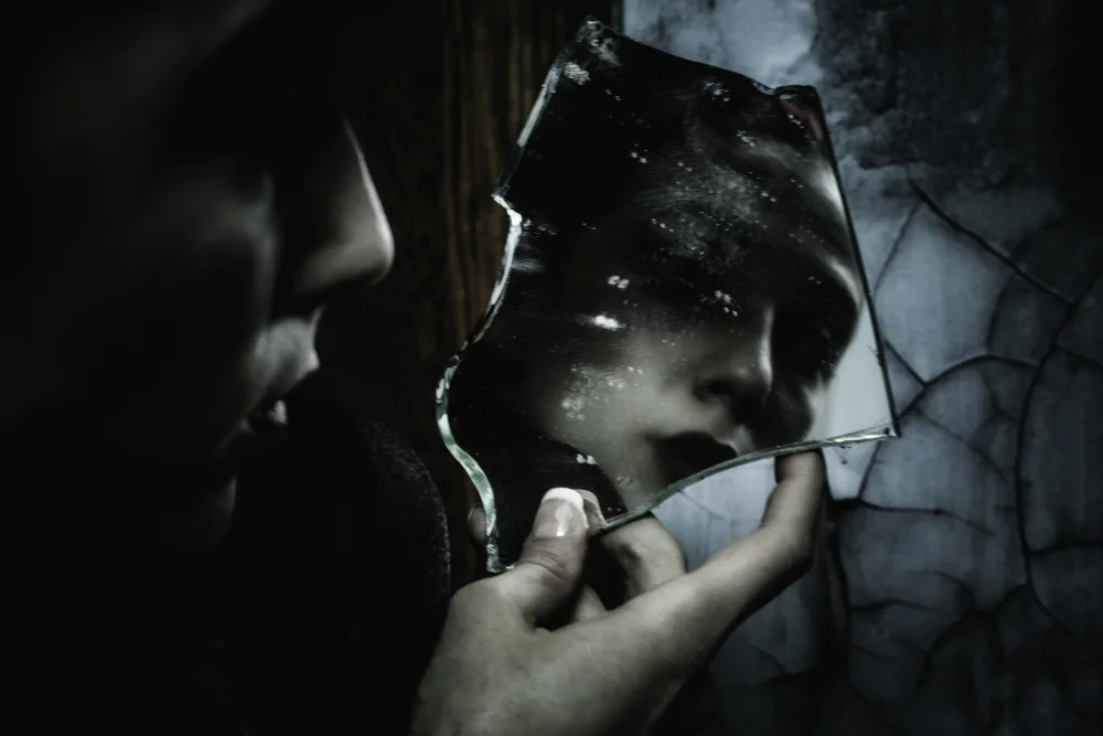 Bero, Georgios: Shattered memories