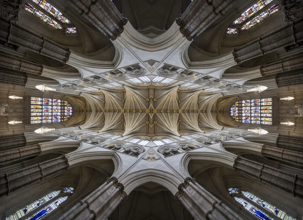 Borca, Yohan: Bent abbey
