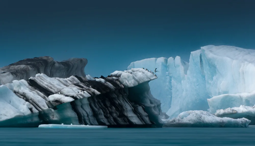 Engström, Erik: Cliffs of ice