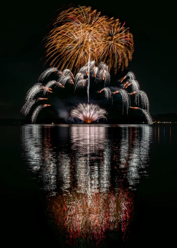 Sono, Hidenori: Fireworks Crown