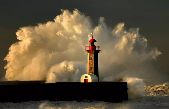 Suzano, Augusto José: Strength of the Sea