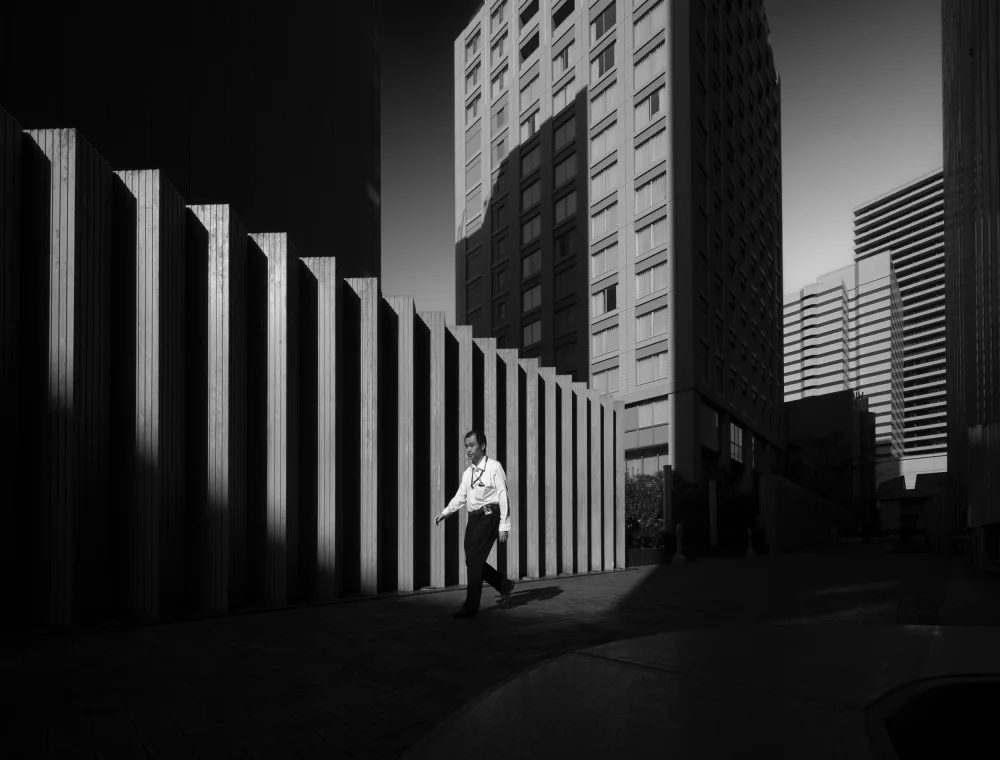 Takachi, Yasuhiro: A White in the Dark City
