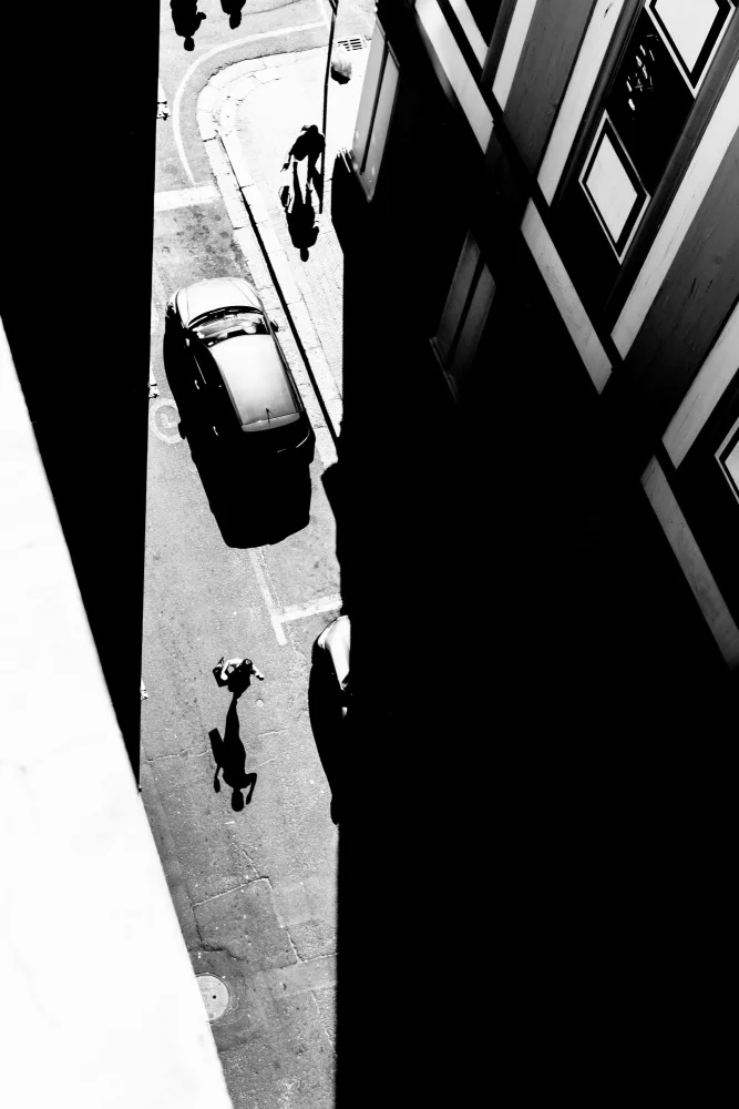 Edwards, Dan: Walking along the light