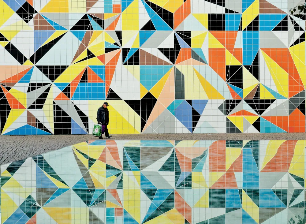 Timar, Andreas: lost in geometry