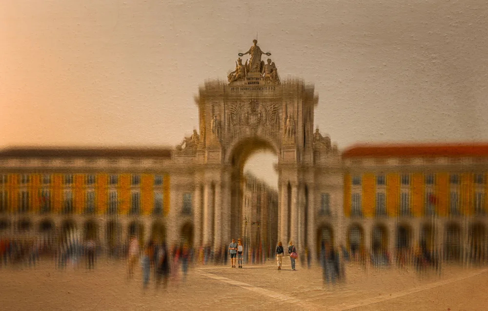 Fu, Molly: Praça do Comércio