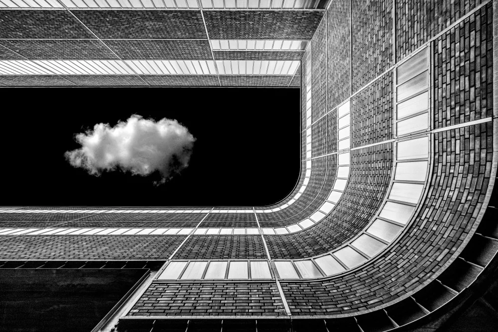 Schwerdtfeger, M Roland: Die Wolke