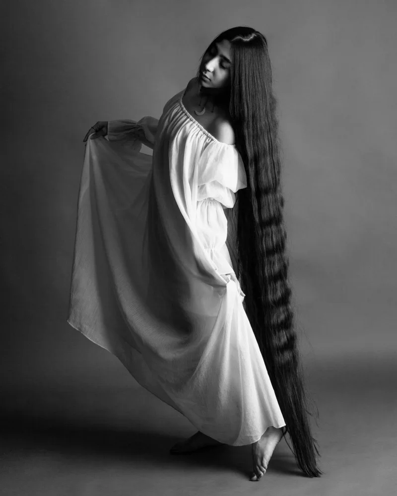 Mokhtari, Mehdi: Négine
