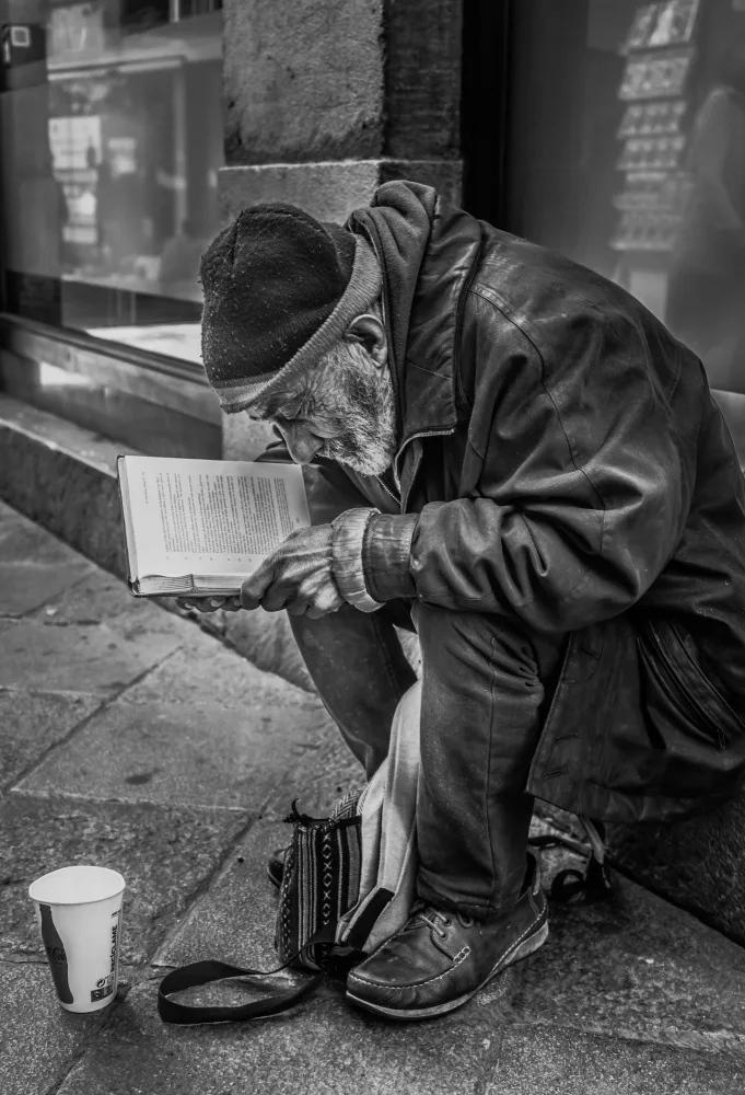 PacodlaCorte: Reading in Isolation