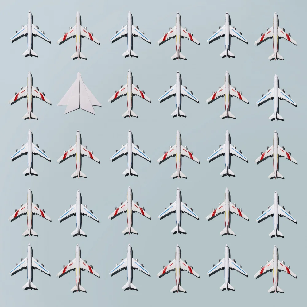 Ramiro, Julia: Avion en papier