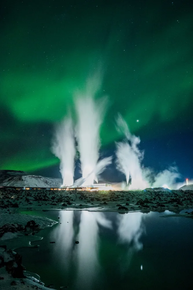 Gudmundsson, Kristvin: Green at the Blue Lagoon