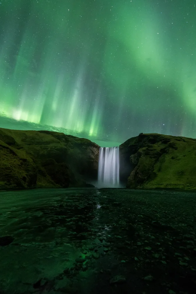 Gudmundsson, Kristvin: Dama Verde e Skogarfoss