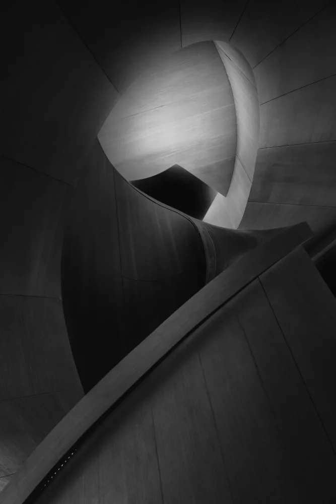 Lu, Linda: Stairway
