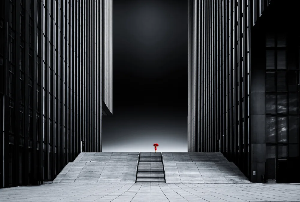 Schwerdtfeger, M Roland: Red Umbrella