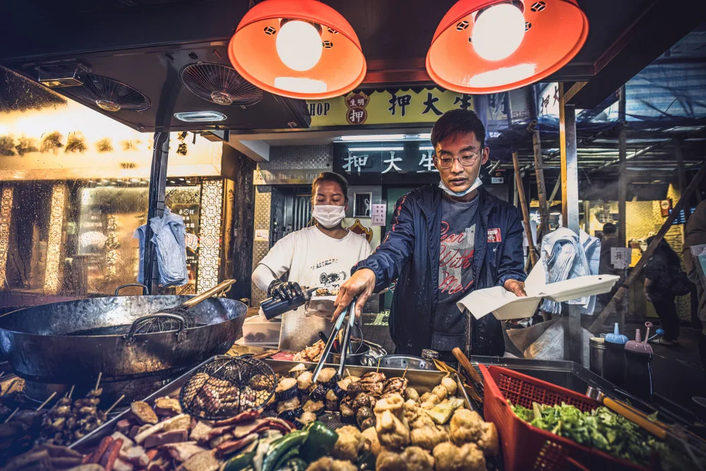 Tagliarino, Marco: Street food in Hong Kong