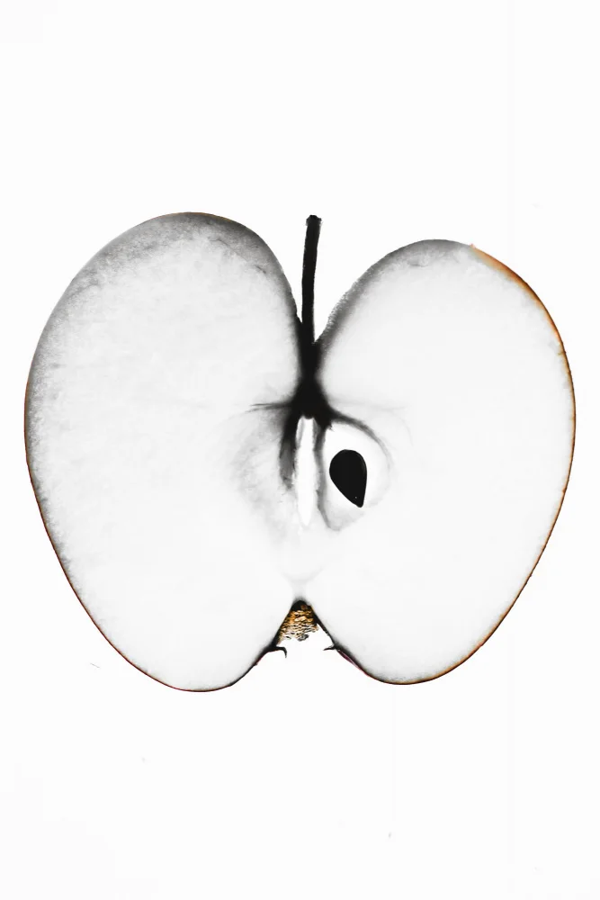 Izzard, Magda: Apple