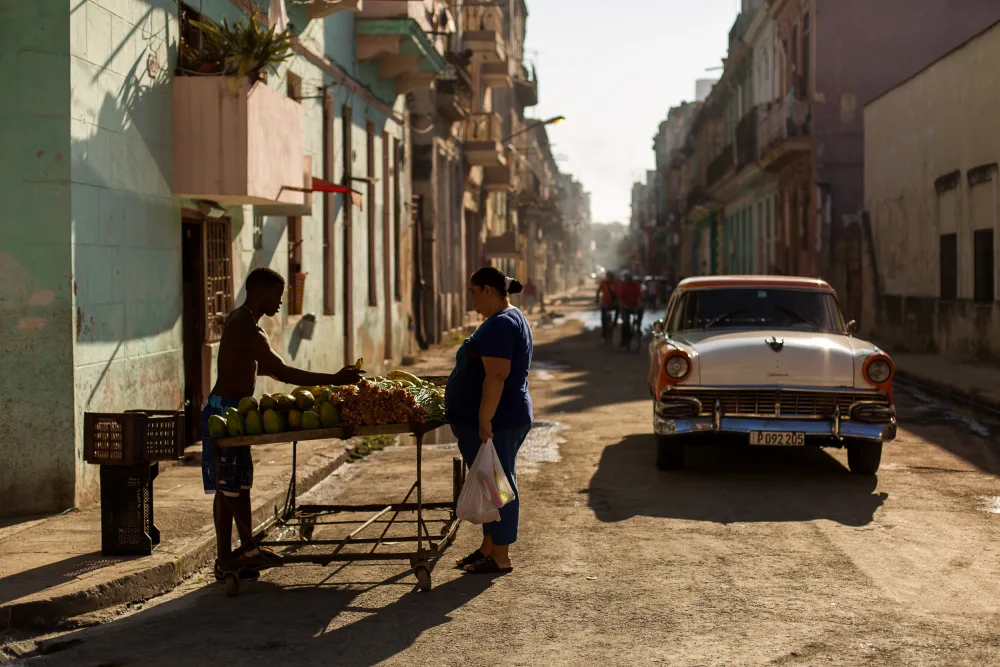 Mirica, Dan: Street of Havana, Cuba