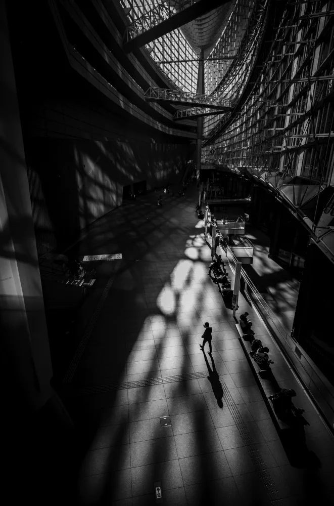 Inamura, Atsushi: lights and shadows