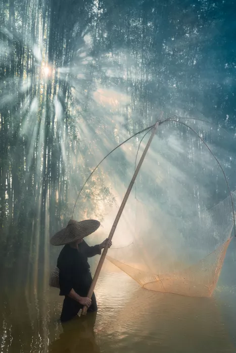 P, Nantapon: Fishing