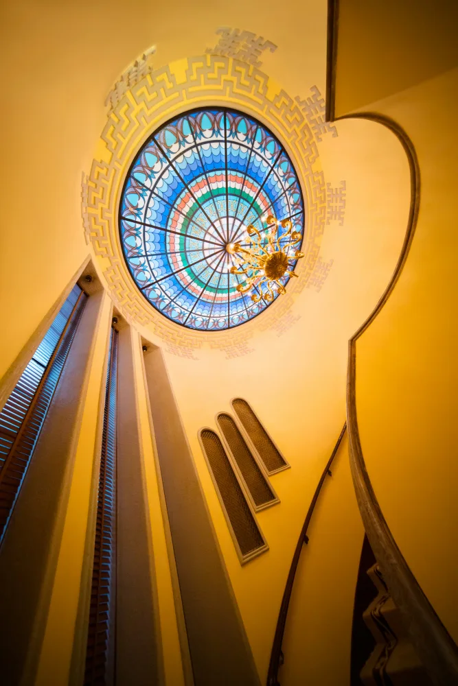 konglingming: Above the stairs