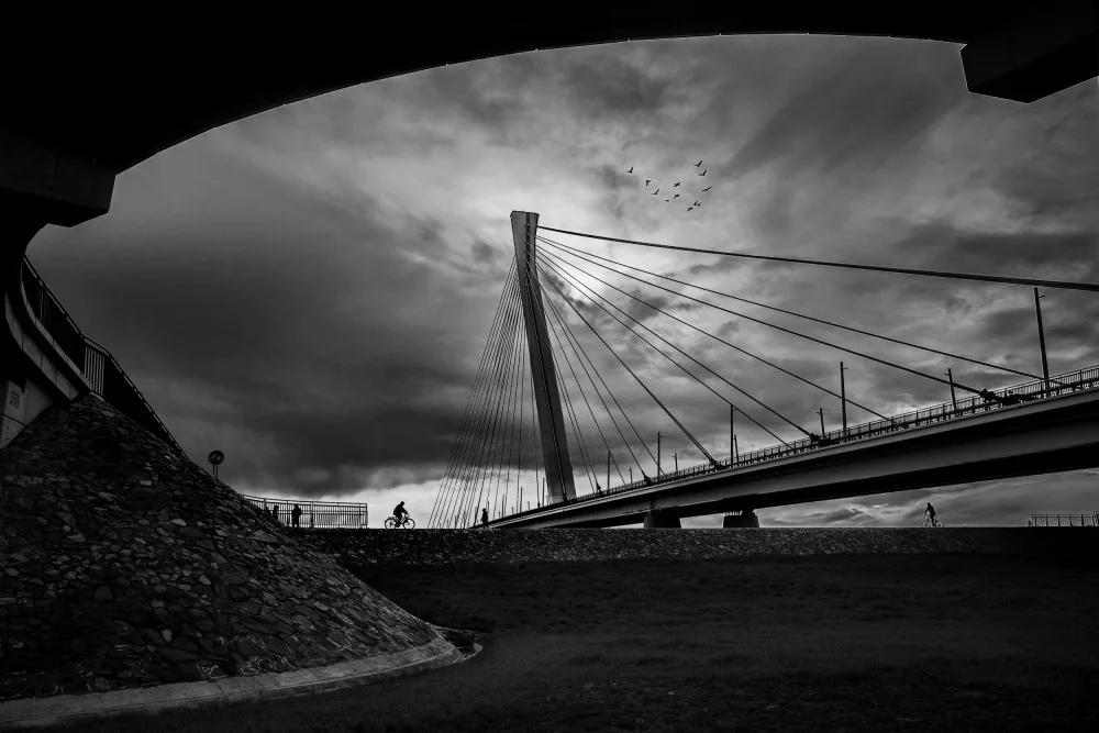 AFIAP, Uhrin Milan: Before the storm