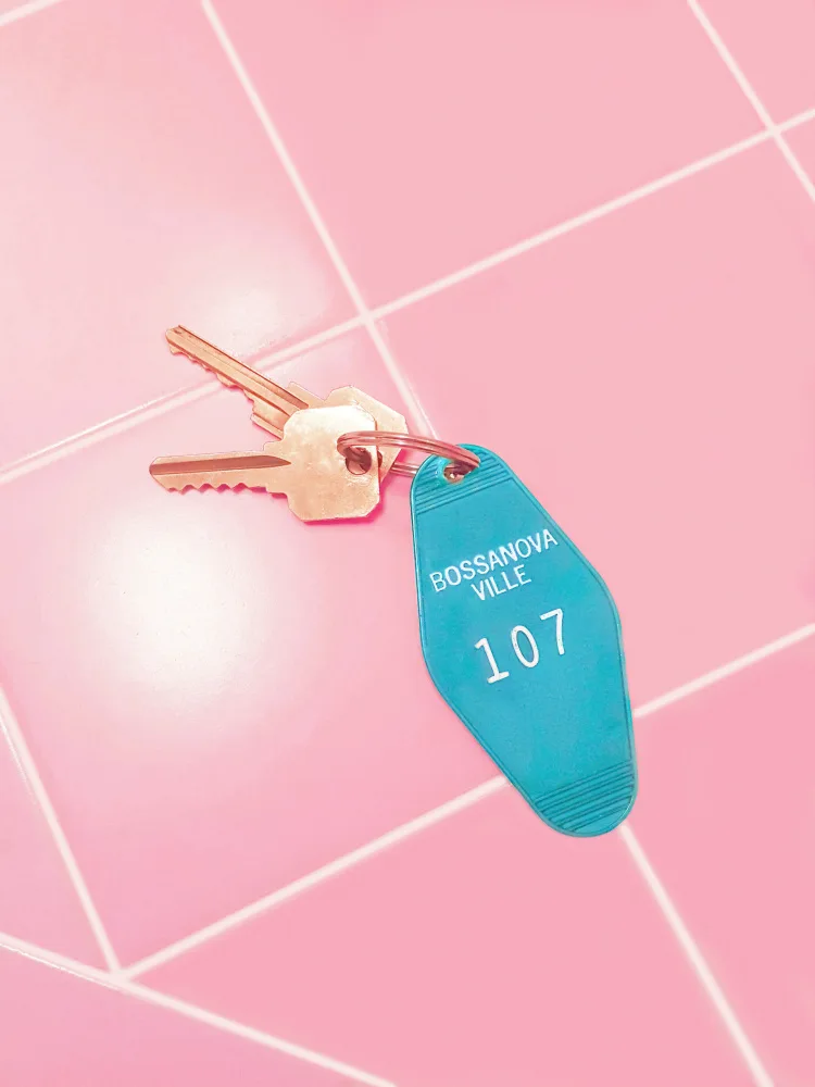 Windeknecht, Tom: Motel Room Keys