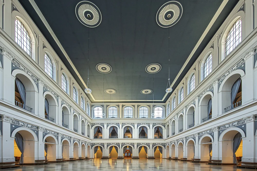 fotomarion: die Halle