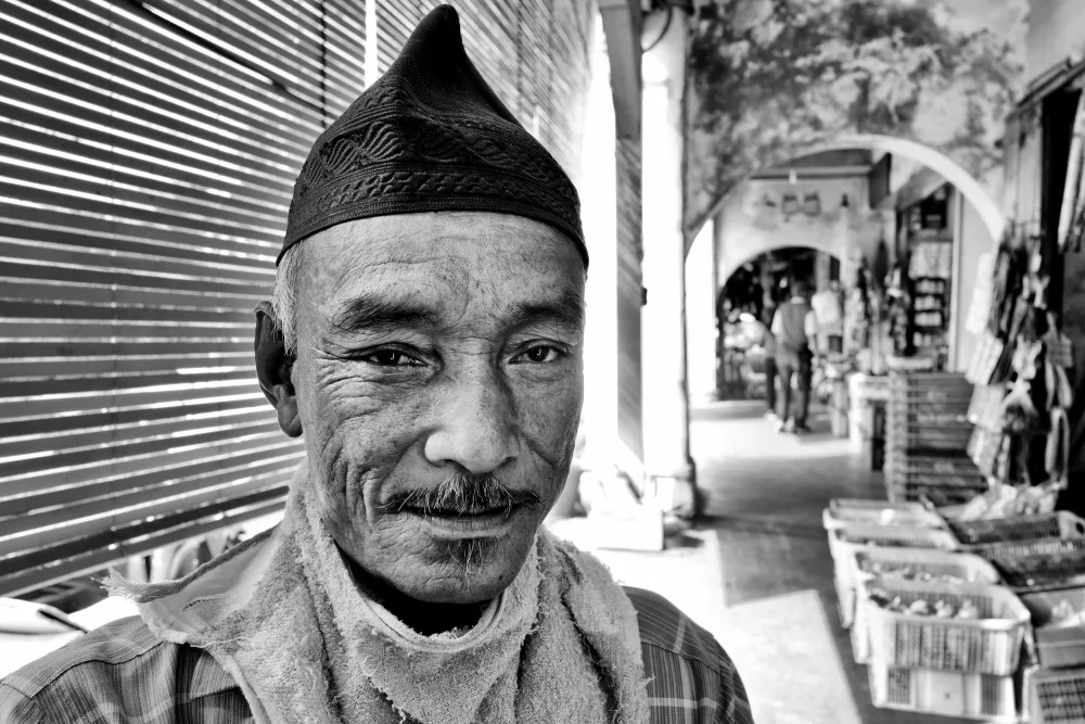 Long, Kieron: Man on the Street
