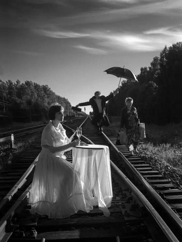 Danelsone, Silvija: This Crazy World - II