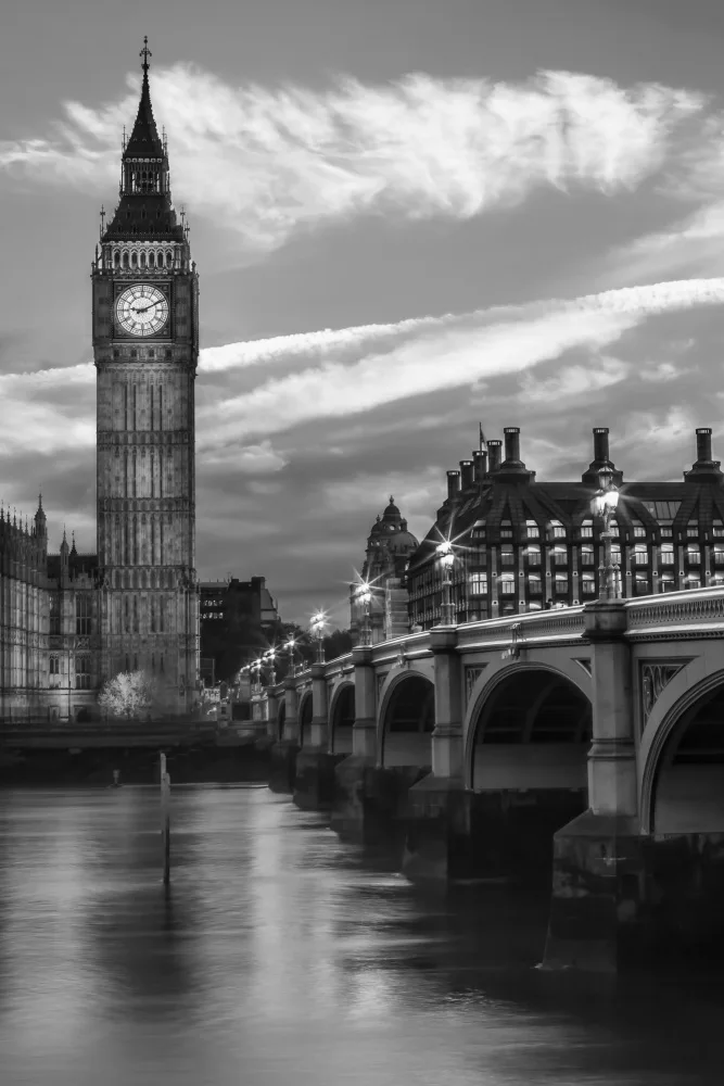 Viola, Melanie: Večer na Westminster Bridge - Monochrome