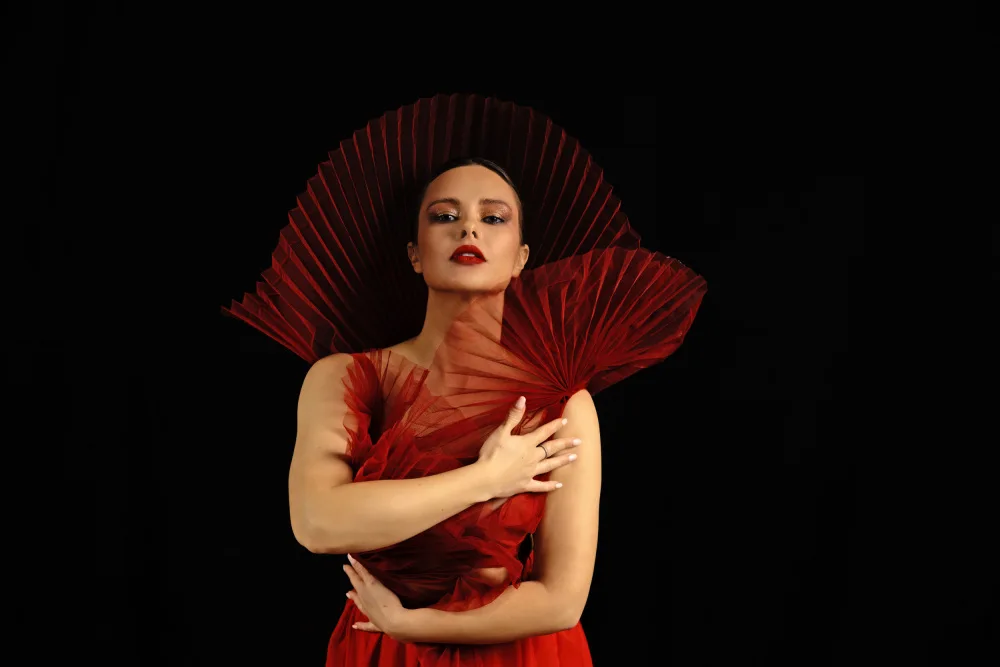 Waldmann, Shlomo: Valery in Rot