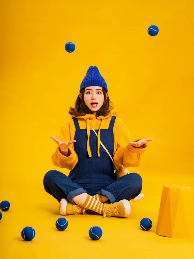 Feng, Ronnie: Chromalicious - Blue & Yellow