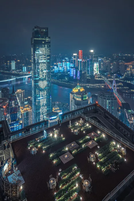 Xu, Mei: Chongqing Skyline (Vertical)